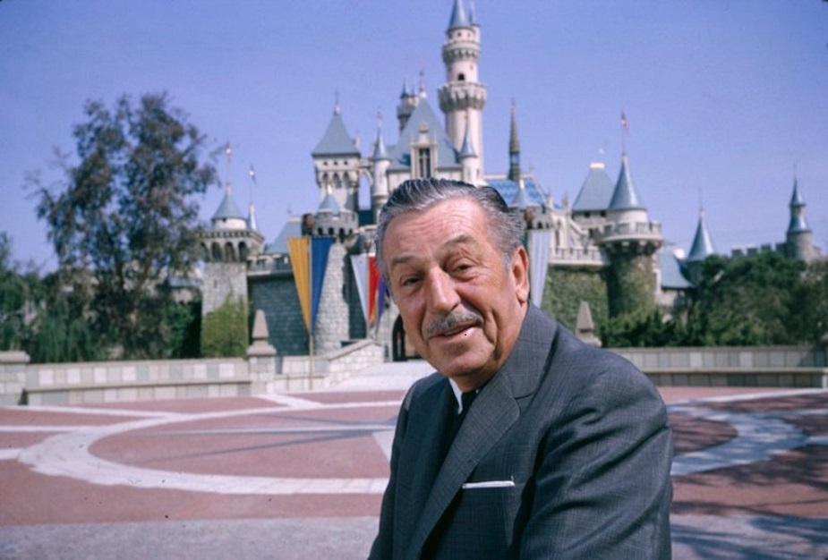 कभ न कर स न क ल गए थ व ल ट ड ज न बन द न य क सबस क र एट व व यक त American Entrepreneur Animator Voice Actor And Film Producer Walt Disney Was Once Shown The Door By Company