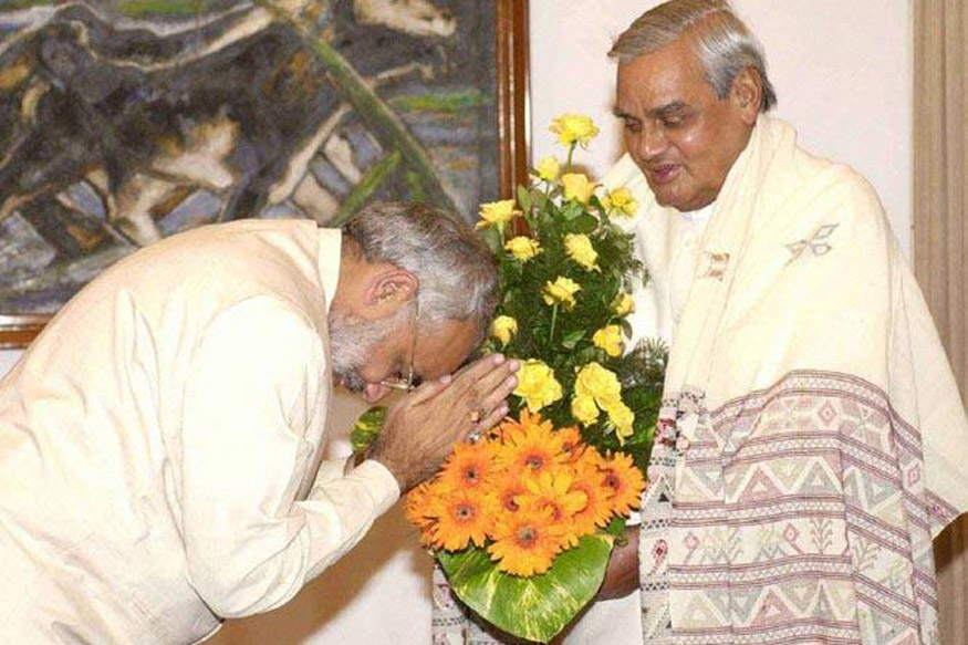 Former PM Atal Bihari Vajpayee, stalwart leader Atal Bihari Vajpayee, interesting facts about Atal Bihari Vajpayee, Gallery, news 18 Hindi, बड़े व्यक्तित्व के नेता अटल बिहारी वाजपेयी, पूर्व प्रधानमंत्री अटल बिहारी वाजपेयी, अटल बिहारी वाजपेयी से जुड़ी कुछ रोचक बातें