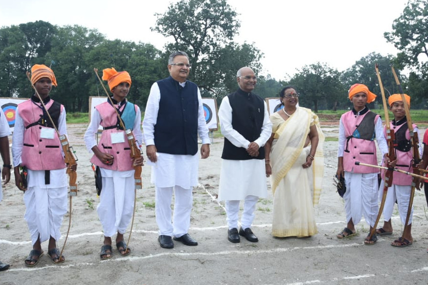 Ramnath-Kovind-in-Dantewada-1