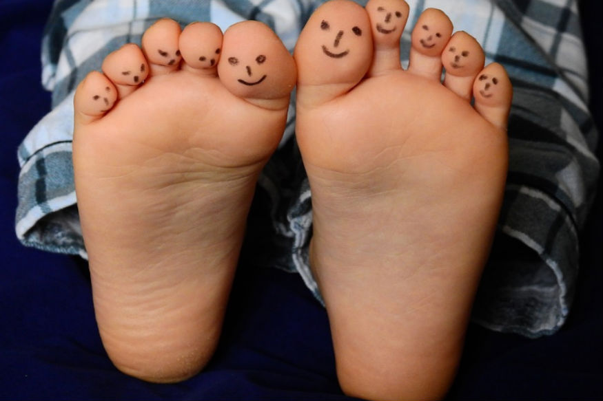 feet-feature-1