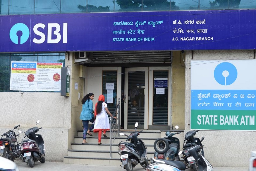 हिंदी न्यूज़ - SBI के नए कार्ड से आपका पैसा रहेगा सेफ़ - SBI give new ATM Debit Card to its customers with mag stripe|business Videos in Hindi - हिंदी वीडियो, लेटेस्ट-ब्रेकिंग