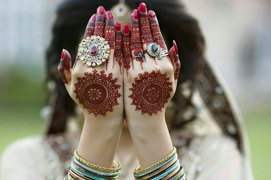 Foot mehndi design for bridal try this out | Mehndi Designs: दुल्हन के  पैरों में खूब सजेंगी ये मेहंदी डिजाइन, तारीफ करते थकेंगे नहीं लोग