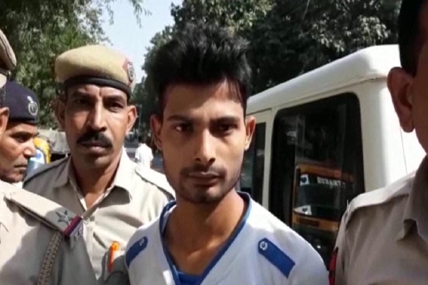 फरीदाबाद: बचपन के दोस्त ने बहन से किया प्यार, गला रेत कर कर दी हत्या फरीदाबाद: बचपन के दोस्त ने बहन से किया प्यार, गला रेत कर कर दी हत्या