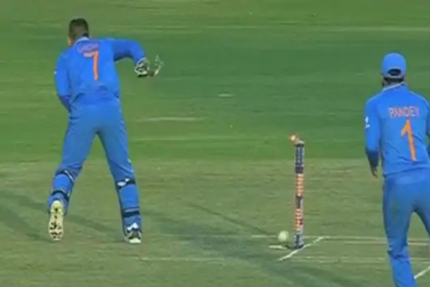 england vs pakistan odi, jos butler, adil rashid run out, ms dhoni wicket keeping, cricket news