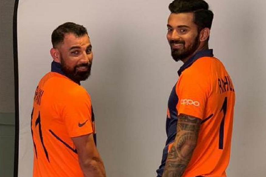 'भगवा' जर्सी में नजर आए टीम इंडिया के स्टार