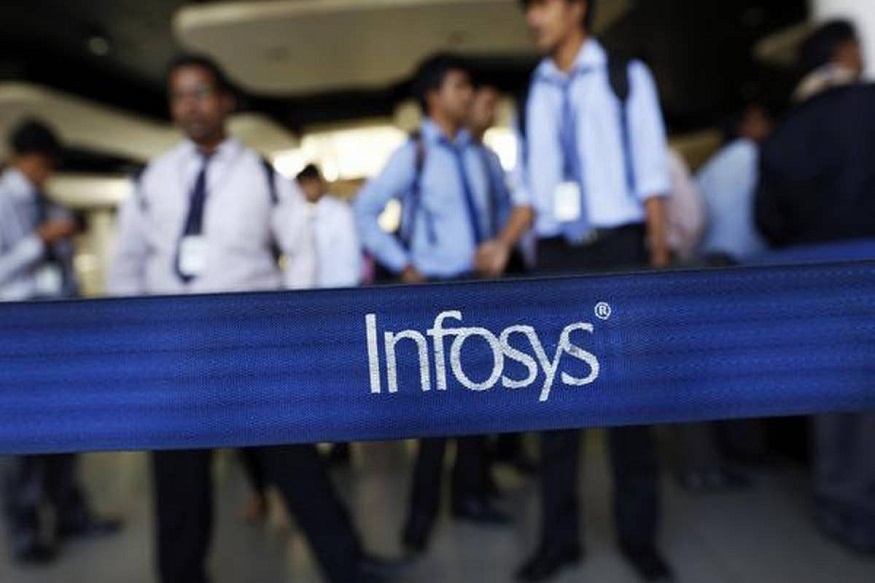 Infosys cutting costs to contain drop in margin-इन्फोसिस ने इन कर्मचारियों का रोका बोनस! लगाई विदेश यात्राओं पर रोक