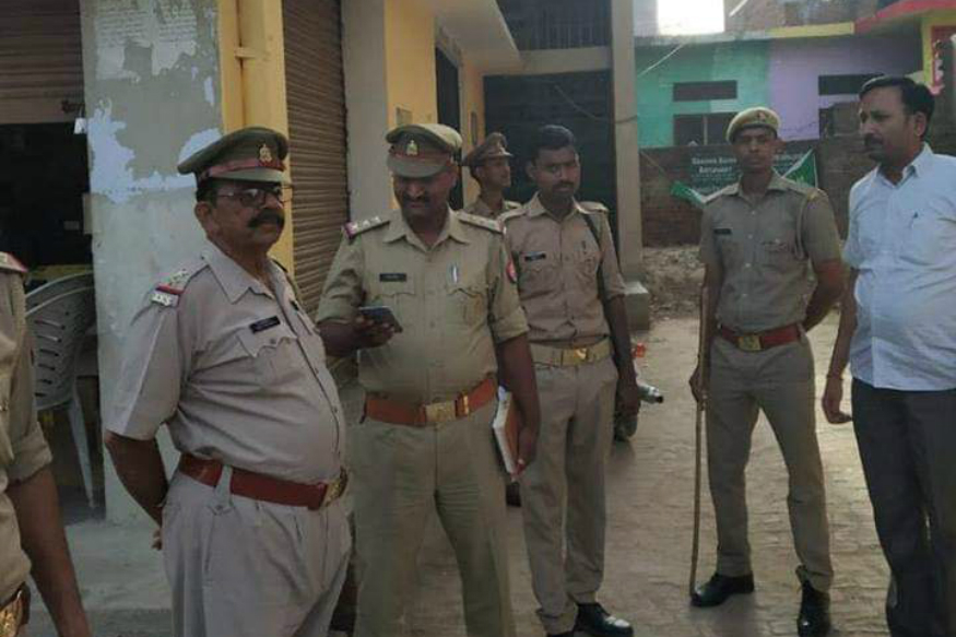 जमीनी विवाद में पुलिस जवान की अंधाधुंध फायरिंग!