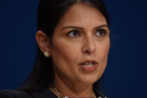 who is priti patel, britain home secretary, british indian, indian origin minister in britain, british prime minister, प्रीति पटेल कौन हैं, ब्रिटेन गृह मंत्री, ब्रिटेन में भारतीय, ब्रिटेन में भारतीय मंत्री, ब्रिटेन प्रधानमंत्री