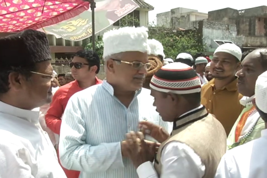 chhattisgarh, raipur, bjp, congress, Article 370, Article 370 removed from kashmir, jammu and kashmir decision, CM bhupesh baghel, bjp decision on jammu and kashmir, छत्तीसगढ़, रायपुर, बीजेपी, कांग्रेस, जम्मू-कश्मीर,जम्मू-कश्मीर पर फैसला, जम्मू-कश्मीर पर बीजेपी का फैसला, धारा-370, कश्मीर से हटी धारा-370, कांग्रेस का कांग्रेस का सॉफ्ट हिन्दुत्व कार्ड, सीएम भूपेश बघेल