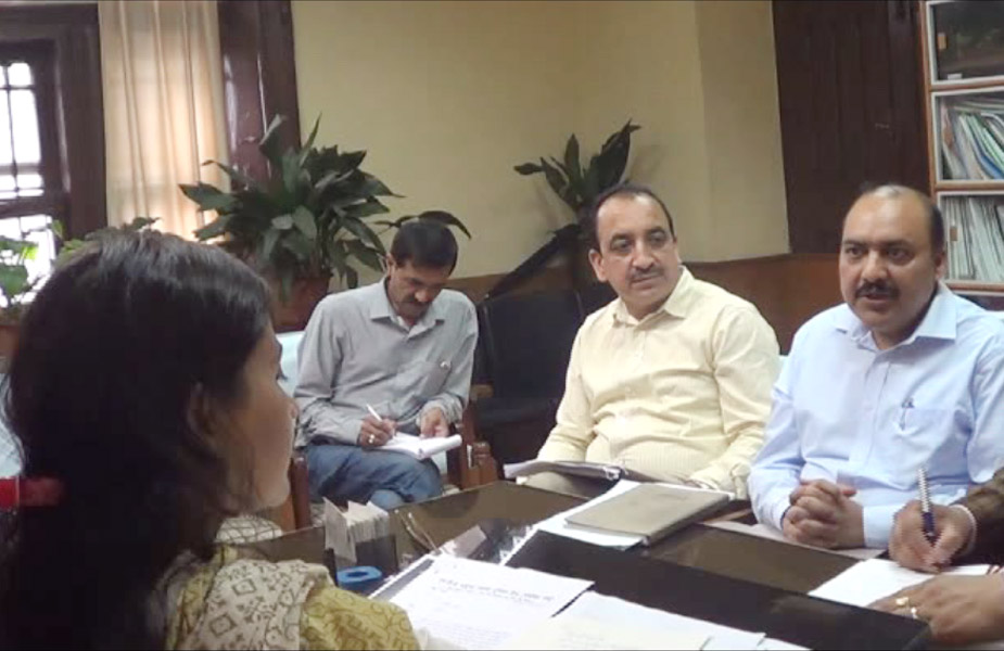 मेयर कुसुम सदरेट- meyar kusum sadaret 16/5000 Mayor Kusum Sadret
