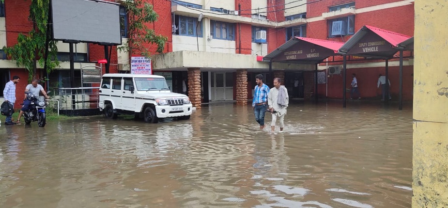 heavy rain in himachal