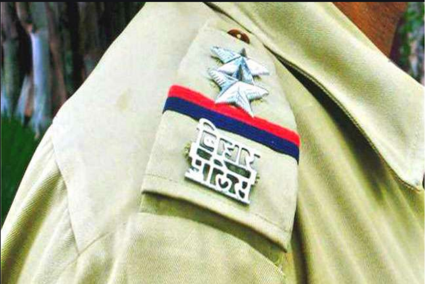 बिहार पुलिस का नटवरलाल अरेस्ट,अधिकारियों से ठगे करोड़ों रुपए