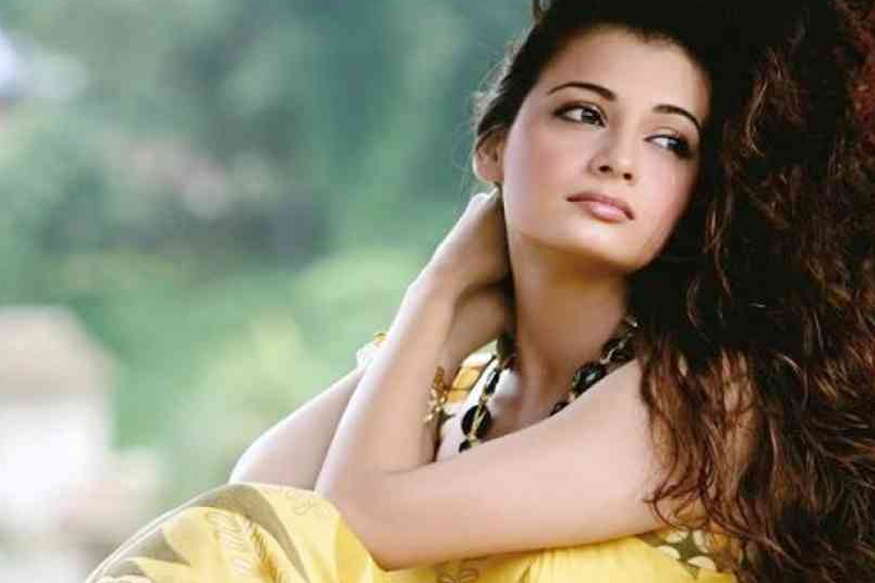 dia mirza