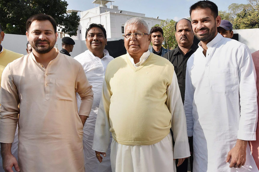 क्या लालू की विरासत को संभालने में नाकाम साबित हुए तेज-तेजस्वी? are tejaswi  yadav and tej pratap failed to handle legacy of father lalu prasad yadav  dlpg - News18 हिंदी