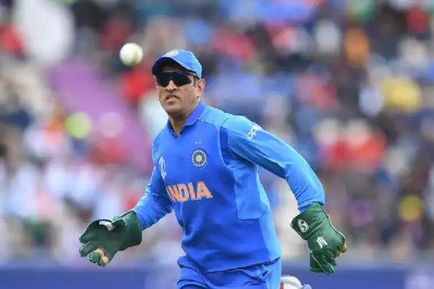 cricket, bcci, indian cricket team, mahendra singh dhoni, virender sehwag, dhoni retirement, क्रिकेट, भारतीय क्रिकेट टीम, वीरेंद्र सहवाग, बीसीसीआई, महेंद्र सिंह धोनी, धोनी रिटायरमेंट,
