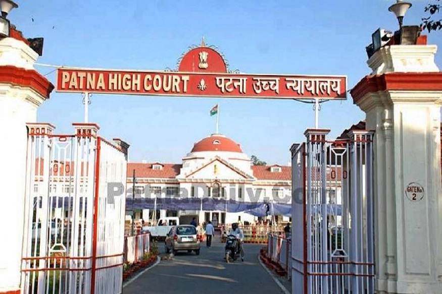 HC के 11 जजों की पीठ ने सिंगल जज के आदेश को निलंबित किया