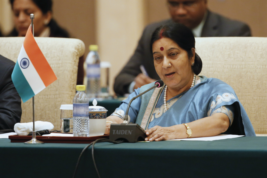 Sushma Swaraj, Sushma Swaraj death, Sushma Swaraj news, BJP leader Sushma Swaraj, AIIMS, political careers of sushma swaraj, सुषमा स्वराज का निधन, सुषमा स्वराज का समाचार, सुषमा स्वराज का राजनीति करियर, सुषमा स्वराज का जन्म, rip Sushma Swaraj, Sushma Swaraj and Jp Movement, सुषमा स्वराज और जेपी आंदोलन. Sonia Gandhi vs Sushma Swaraj, सुषमा स्वराज बनाम सोनिया गांधी