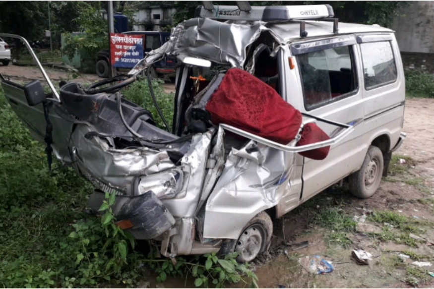 दुर्घटनाग्रस्त वैन