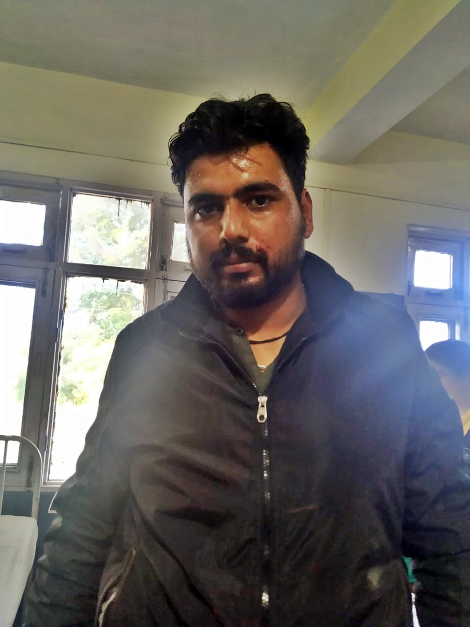 दिपांशु का खून देवी मां को चढ़ाया गया.