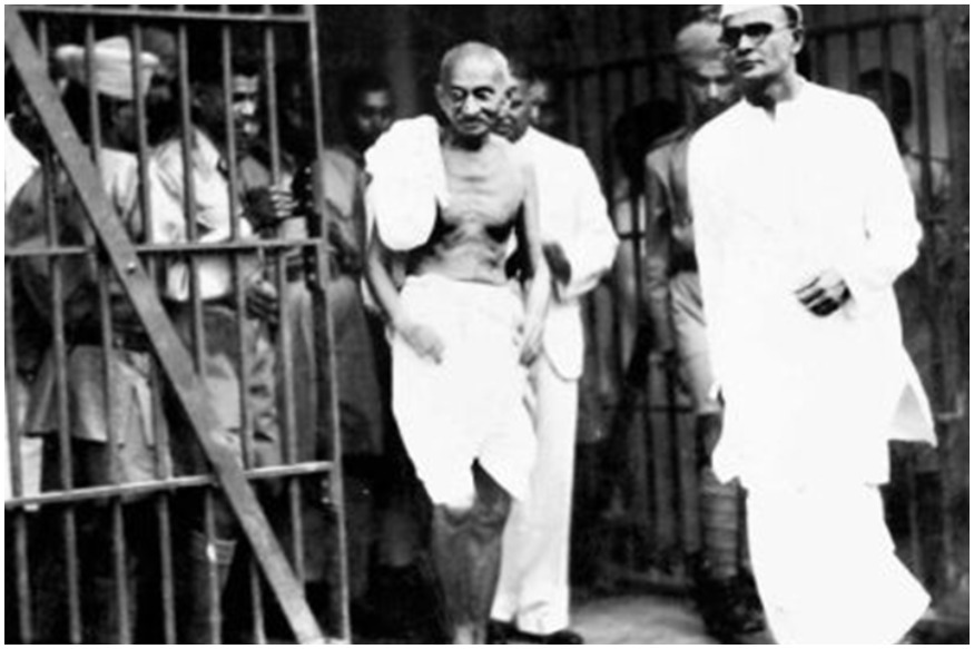 देशद्रोह के मुकदमे में बापू ने कहा, हां मैं अपराधी हूं और जज ने झुका दिया सिर - Mahatma Gandhi Accepted sedition charges and Justice CN Broomfield bowed his head