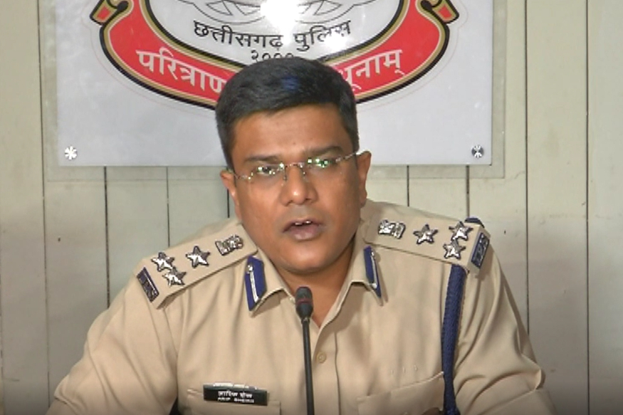 chhattisgarh news, raipur news, Simi terrorist of raipur arrested, Simi terrorist arrested from raipur, Simi terrorist arrested from Hyderabad airport, Simi terrorist Azharuddin arrested from Hyderabad airport, Simi terrorist Chemical Ali arrested form Hyderabad airport, Hyderabad airport , raipur police. छत्तीसगढ़ न्य़ूज, रायपुर न्यूज, सिमी आतंकी, रायपुर से सिमी आतंकी गिरफ्तार, रायपुर का सिमी आतंकी हैदराबाद से गिरफ्तार, हैदराबाद एयरपोर्ट से सिमी आतंकी गिरफ्तार, रायपुर पुलिस ने आतंकी को किया गिरफ्तार, फरार सिमी आतंकी गिरफ्तार, रायपुर पुलिस, हैदराबाद एयरपोर्ट