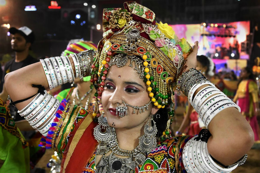 राजस्थानी गरबा डांस में आप ऐसा लुक कैरी कर सकती हैं