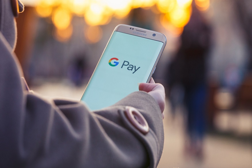 Google Pay में आया नया फीचर! अब अपना चेहरा दिखा कर ट्रांसफर कर सकते हैं पैसे