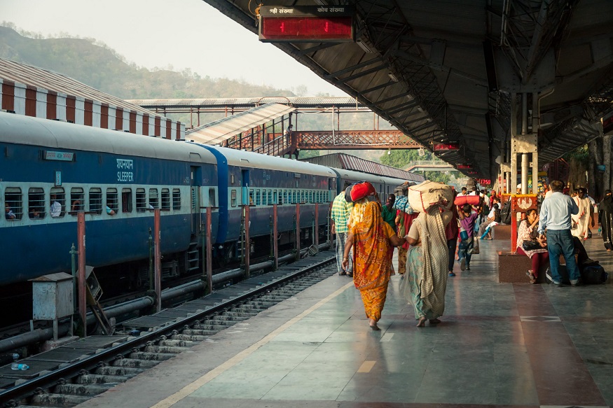 IRCTC Next Generation eTicketing System starts No need id proof while travelling in indian railway