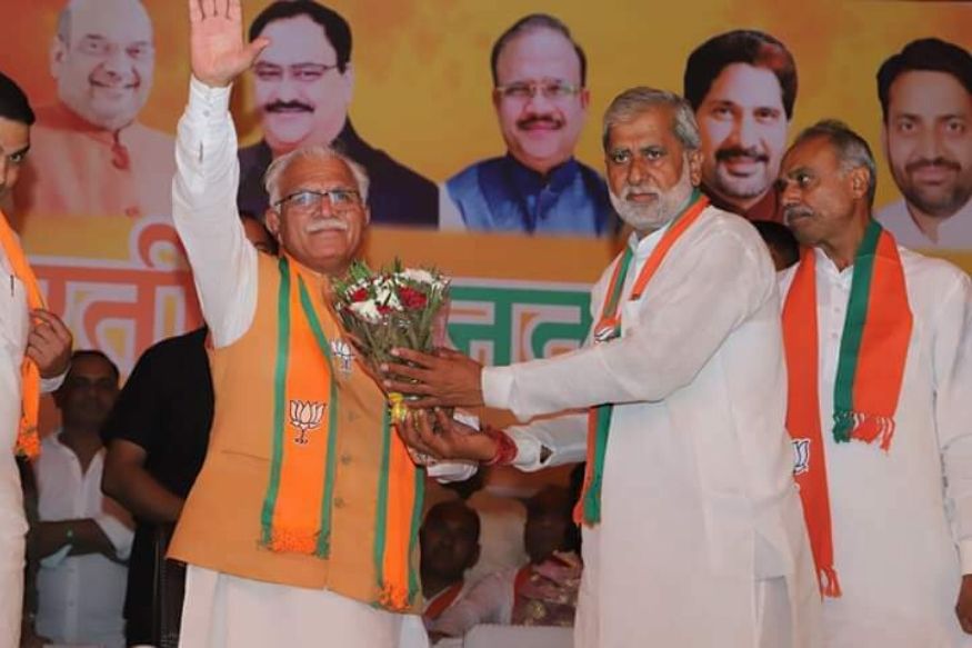 हरियाणा के मुख्यमंत्री मनोहर लाल खट्टर के साथ कैथल से बीजेपी प्रत्याशी लीला राम.