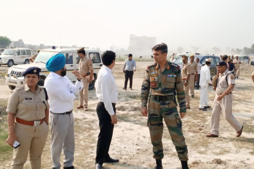 अधिकारियों ने किया रैली स्थल का निरीक्षण