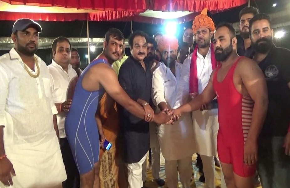 खेल मंत्री अशोक चांदना ने भीलवाड़ा में राज्यस्तरीय कुश्ती प्रतियोगिता का किया शुभारम्भ