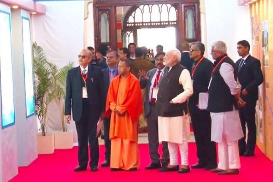 नमामि गंगे मिशन के तहत लगी प्रदर्शनी का किया अवलोकन