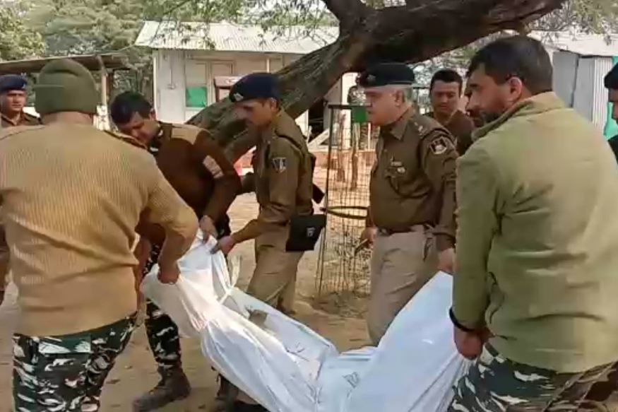सीआरपीएफ जवान ने अपनी गर्दन से सटाकर मारी गोली