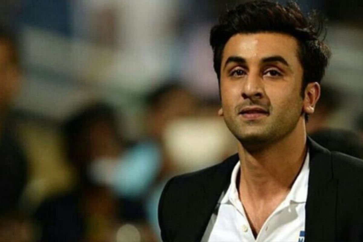 रणबीर कपूर को हुआ कोरोना रणधीर कपूर बोले हां उसकी तबीयत खराब है Ranbir Kapoor Is Unwell