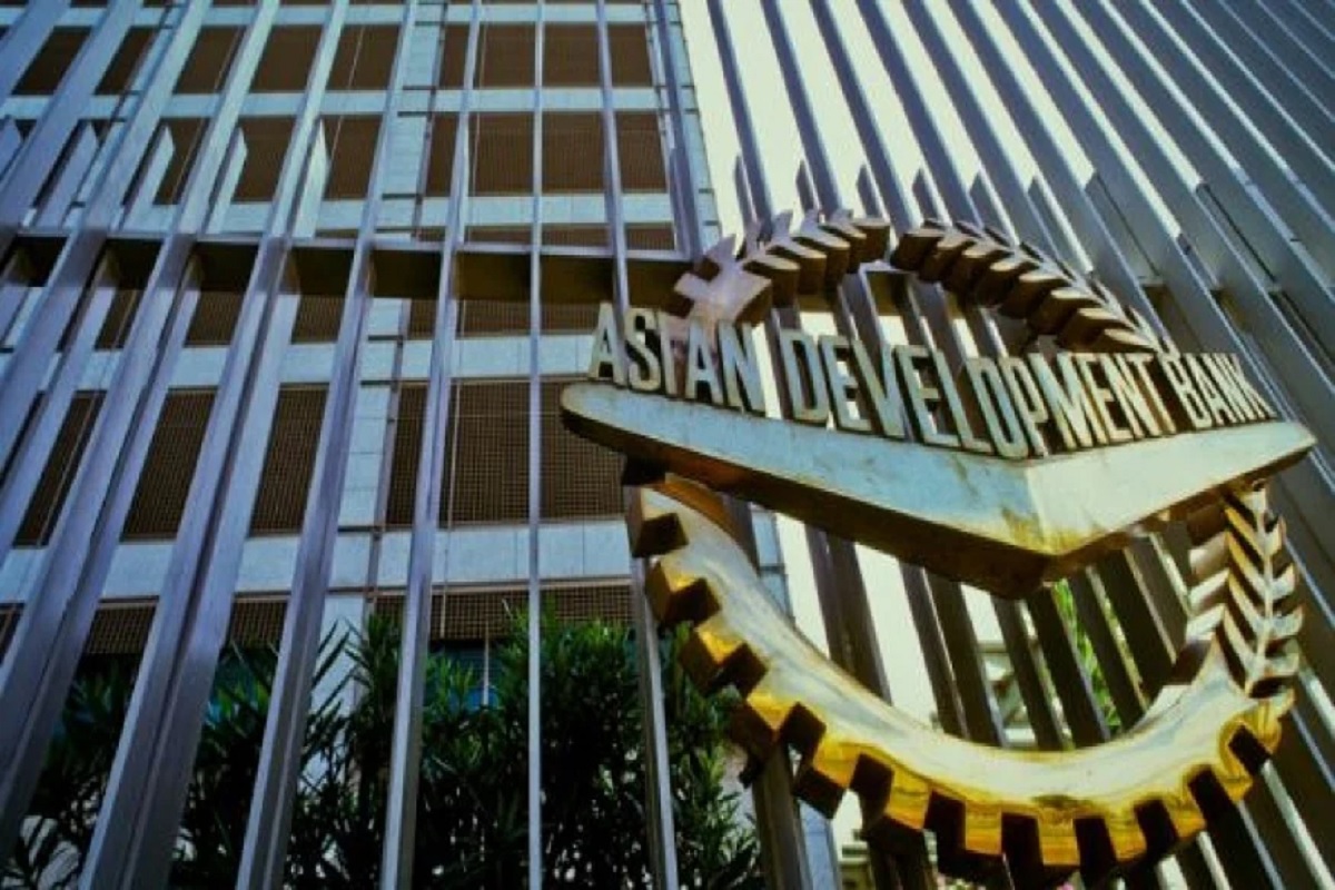 भारत की मदद के लिए आगे आया ADB, रिकॉर्ड 3.92 अरब डॉलर के कर्ज मंजूर किए