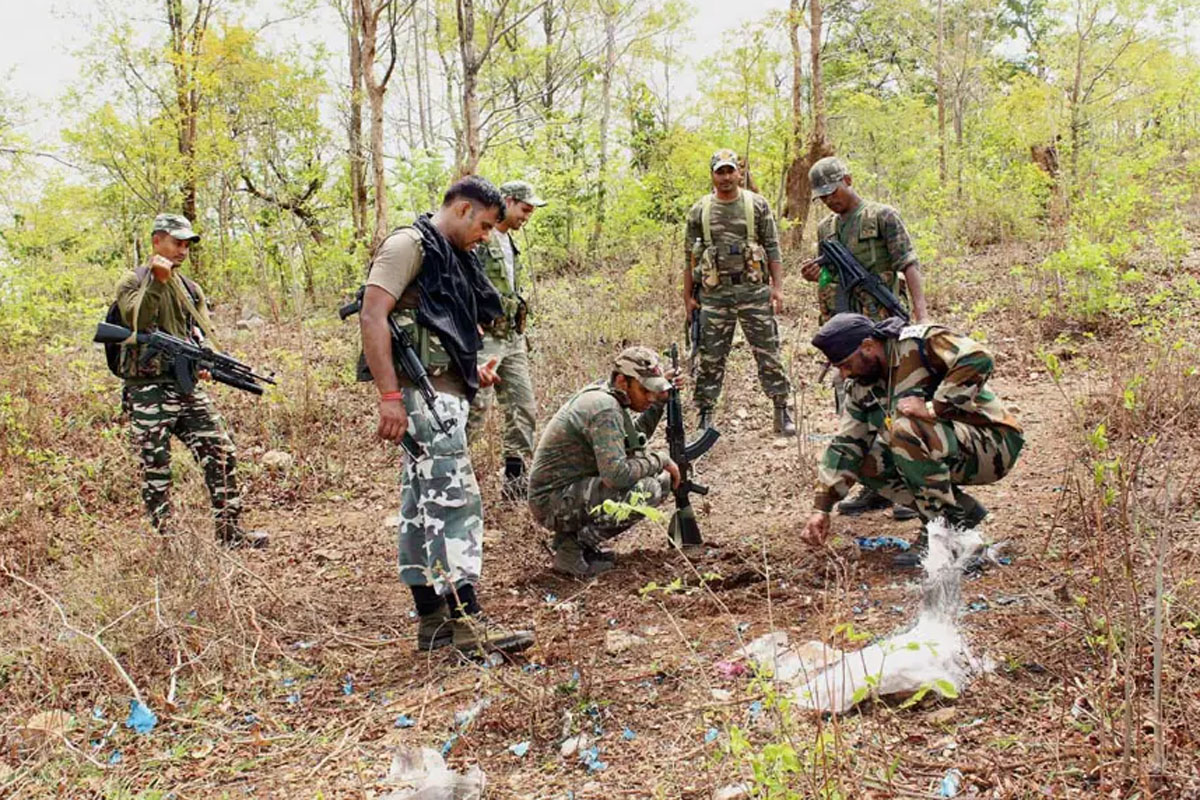 छत्तीसगढ़: सुकमा में पुलिस और नक्सलियों के बीच मुठभेड़, एक उग्रवादी ढेर