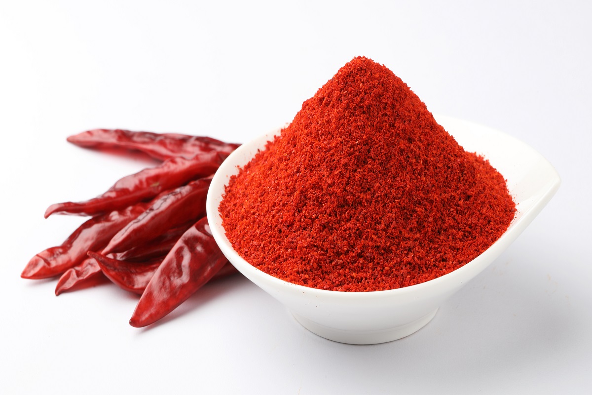 how to check purity of red chilli powder ऐसे करें असली और नकली लाल मिर्च  पाउडर की पहचान - News18 हिंदी