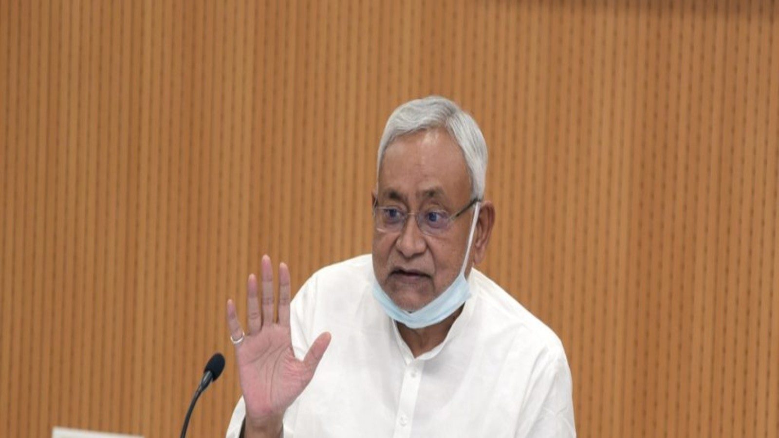 Bihar: वाल्मीकि नगर में होगी कैबिनेट की बैठक, बड़े फैसले की तैयारी में नीतीश सरकार