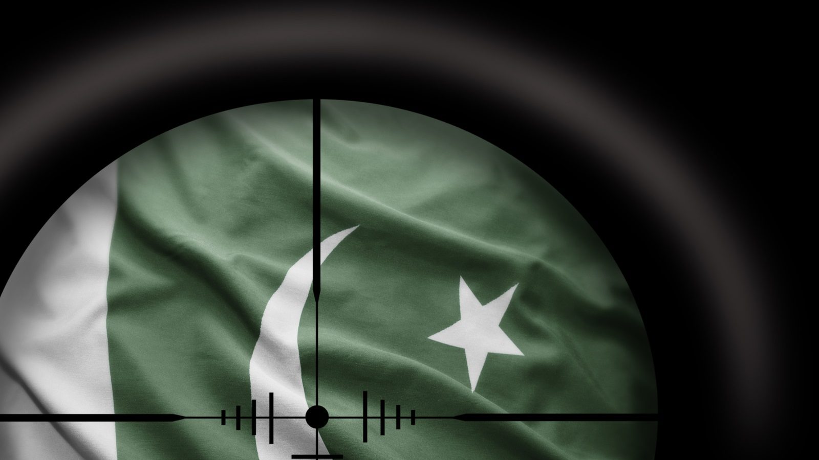 पाकिस्‍तान पुलिस दल पर ताबड़तोड़ फायरिंग से चार की मौत, किसी ने नहीं ली जिम्‍मेदारी