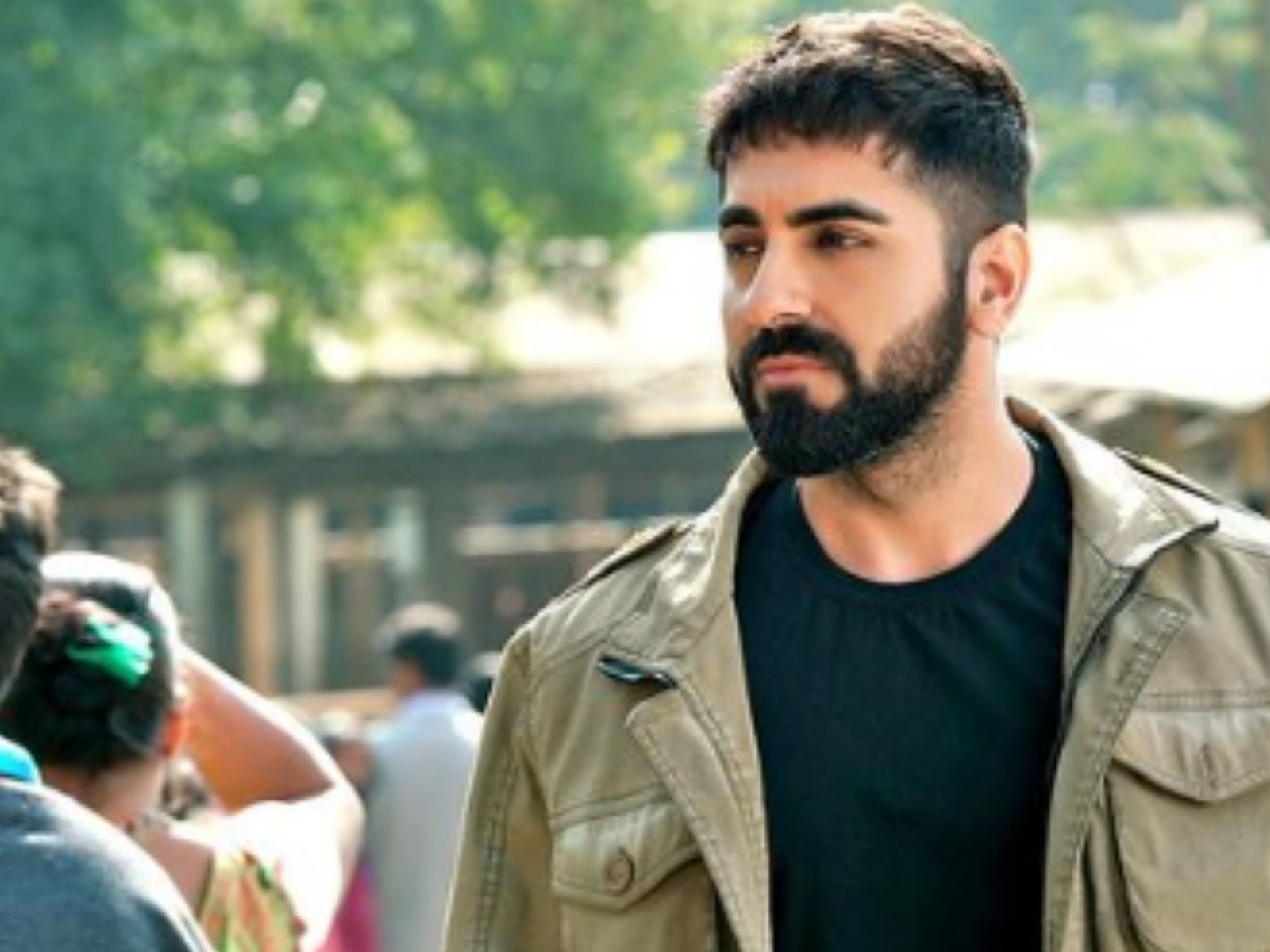 ‘Anek’ की रिलीज डेट का हुआ ऐलान, सामने आया आयुष्मान खुराना का फर्स्ट LOOK ‘Anek’ की रिलीज डेट का हुआ ऐलान, सामने आया आयुष्मान खुराना का फर्स्ट LOOK