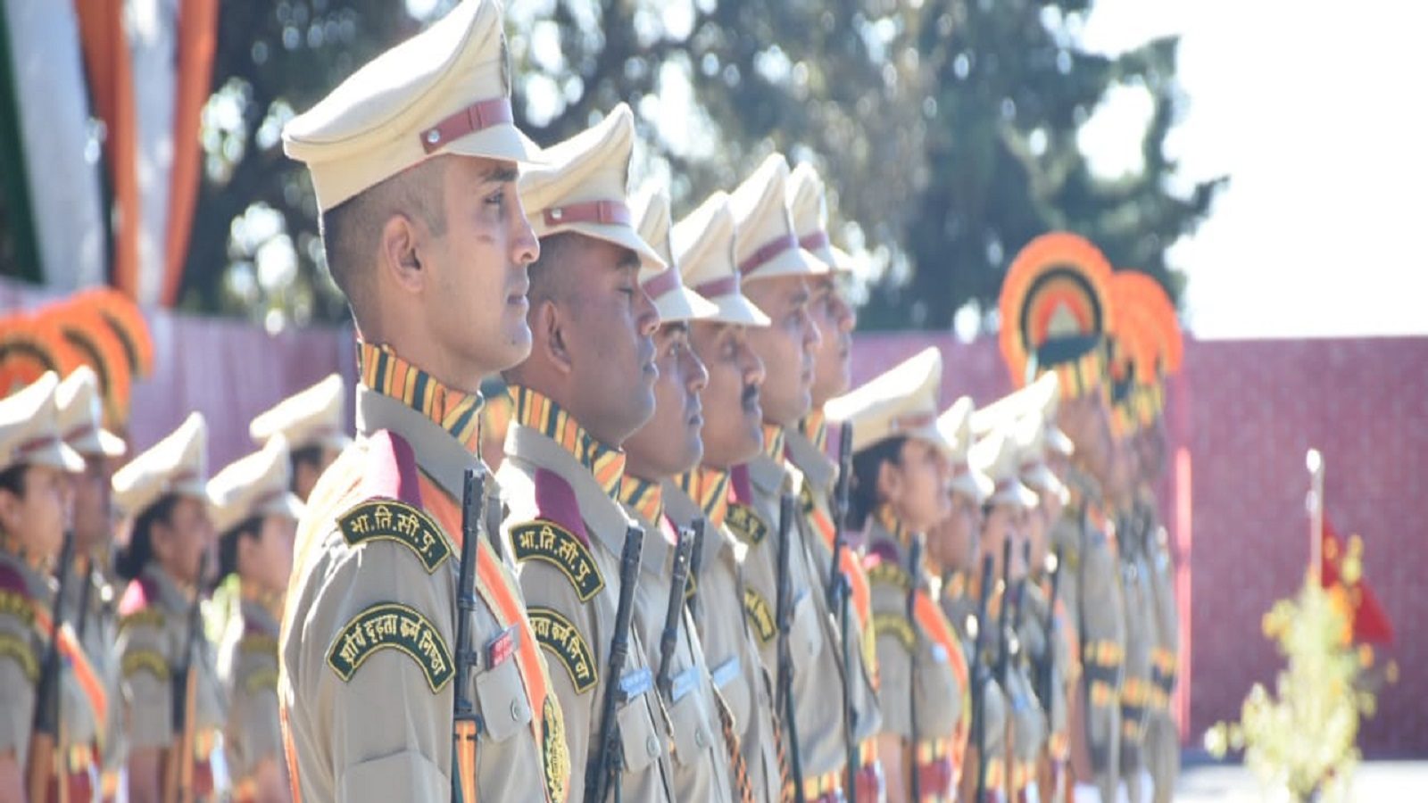 ITBP: सरदार पटेल कोविड सेंटर में 13 हजार मरीजों का इलाज करने वाले ये डॉक्‍टर हुए पास आउट