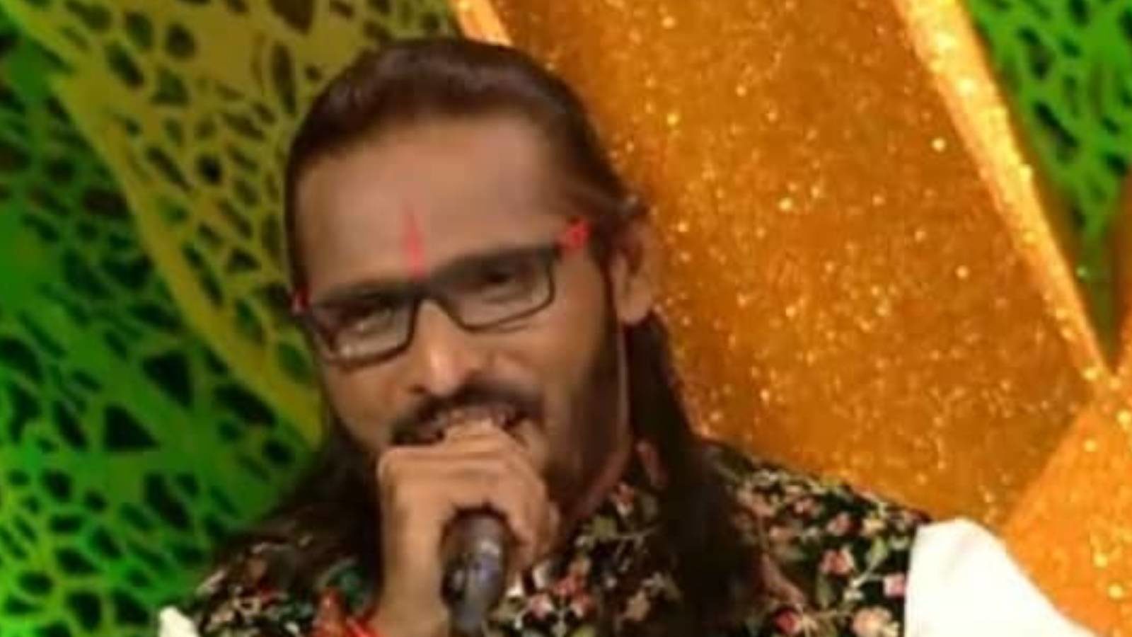 Bigg Boss 15: Abhijit Bichukale ने किया था 6 घंटे का किसिंग सीन? बदतमीजी पर भड़के Salman Khan