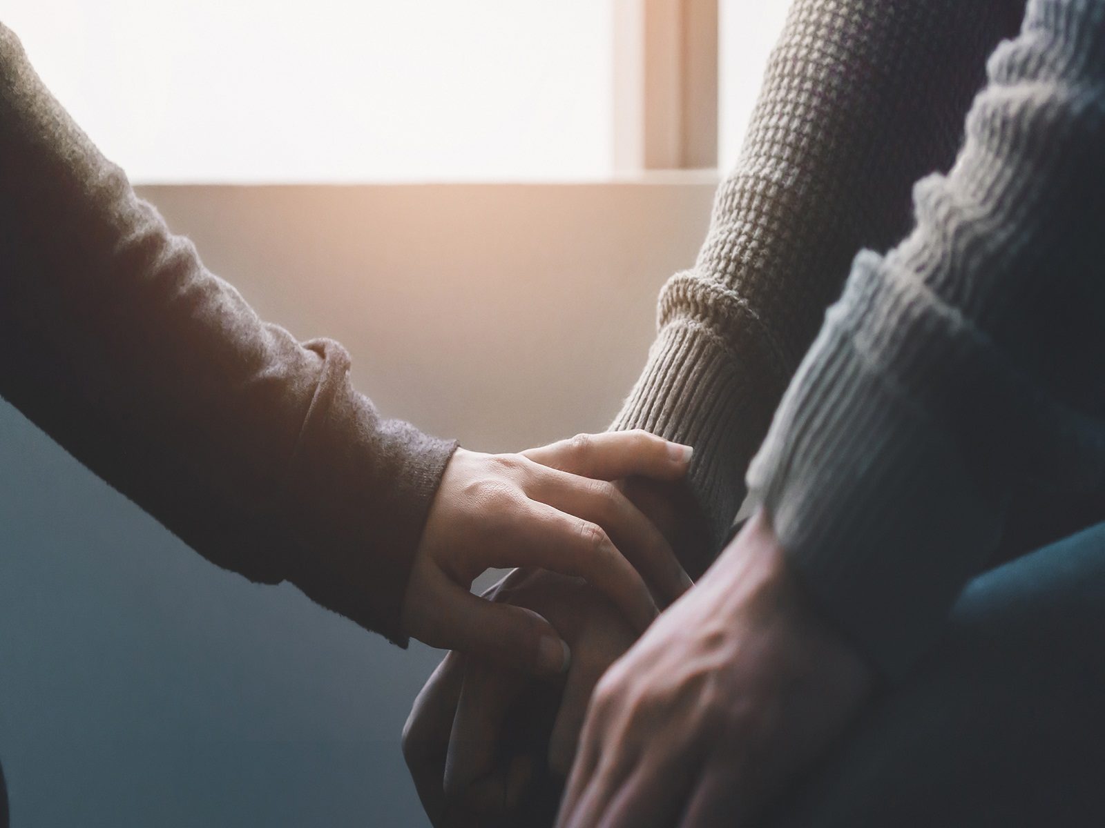 इन 10 तरीकों से लौट सकती है चेहरे की खोई हुई मुस्कान इन 10 तरीकों से लौट सकती है चेहरे की खोई हुई मुस्कान