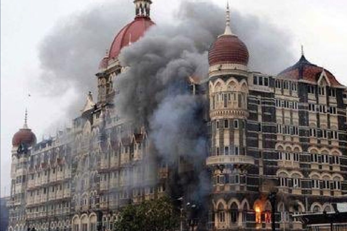 India asks Pakistan to expedite the 26 11 Mumbai terror attack case - 26/11  मुंबई हमला: 13 साल बाद भी सुनवाई क्यों नहीं हुई पूरी? भारत ने पाकिस्तान से  पूछा सवाल – News18 हिंदी