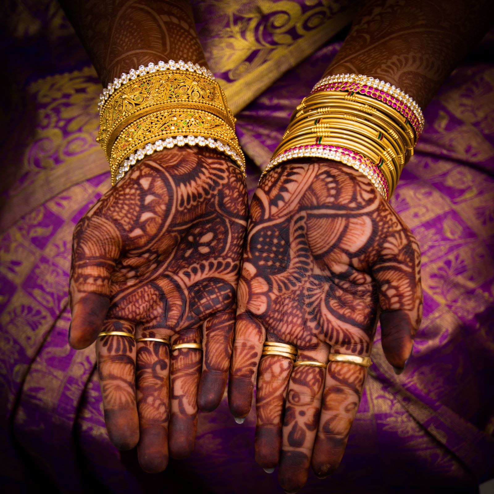 50+ Wedding Dulhan Mehndi Designs to Flaunt on Your Big Day | Bridal Mehendi  and Makeup | Wedding Blog