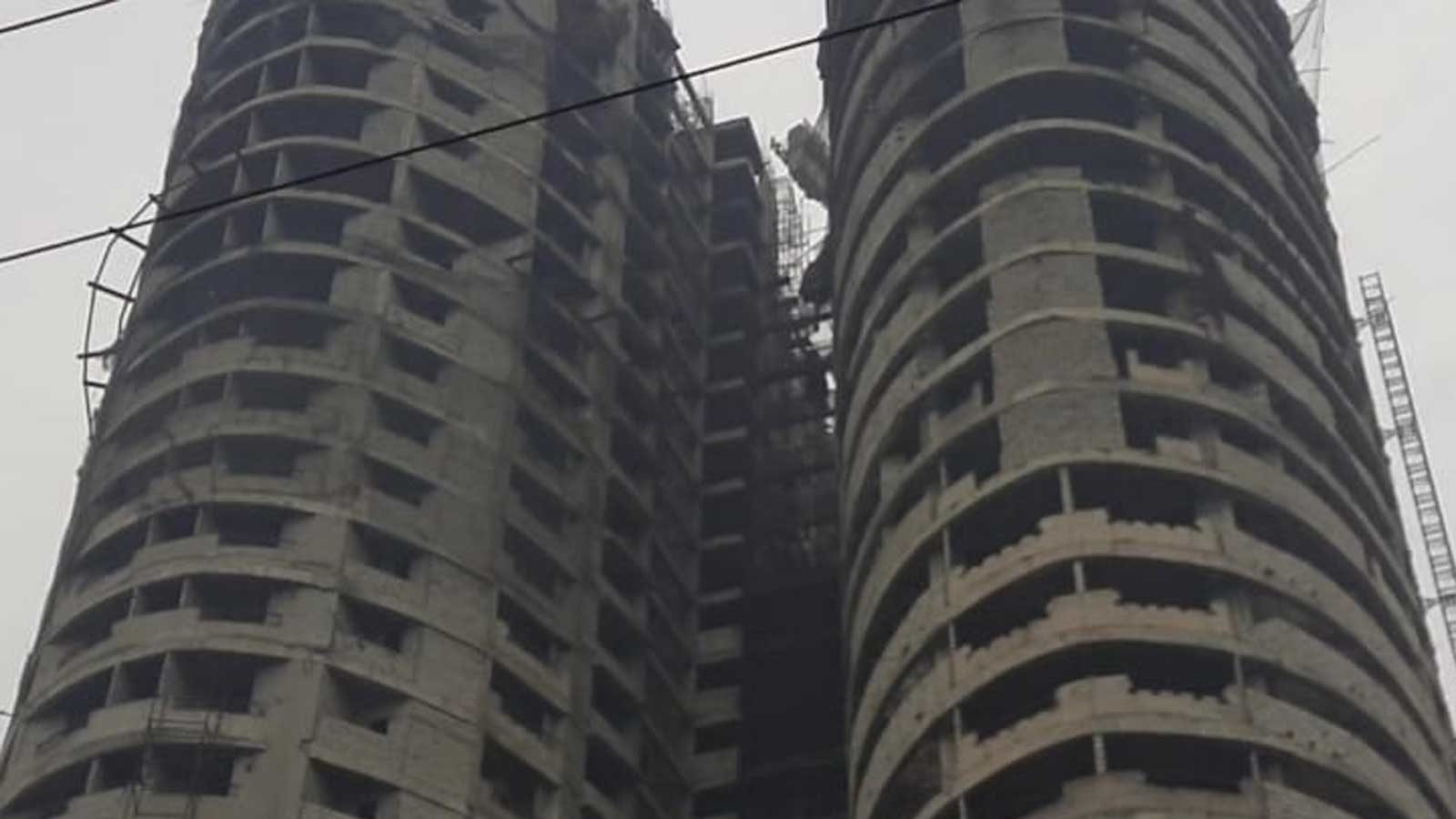 Noida में अभी नहीं टूटेंगे सुपरटेक के ट्विंस टावर, जानिए वजह