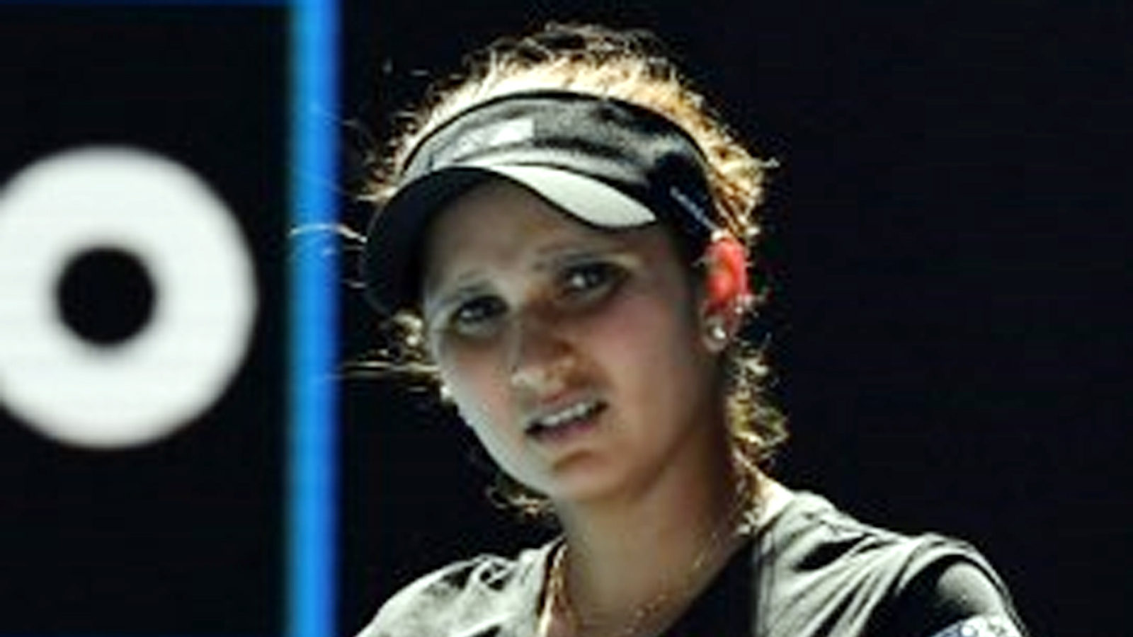 दुबई टेनिस चैंपियनशिप: सानिया मिर्जा और हरादेका का सेमीफाइनल में थमा सफर