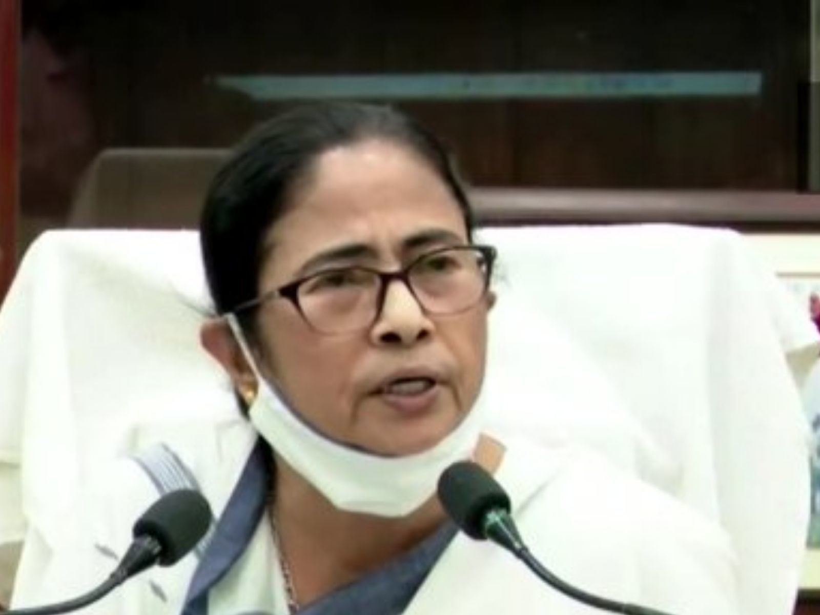 Live: ममता बनर्जी ने कहा- कांग्रेस चाहे तो 2024 में मिलकर चुनाव लड़ सकते हैं Live: ममता बनर्जी ने कहा- कांग्रेस चाहे तो 2024 में मिलकर चुनाव लड़ सकते हैं