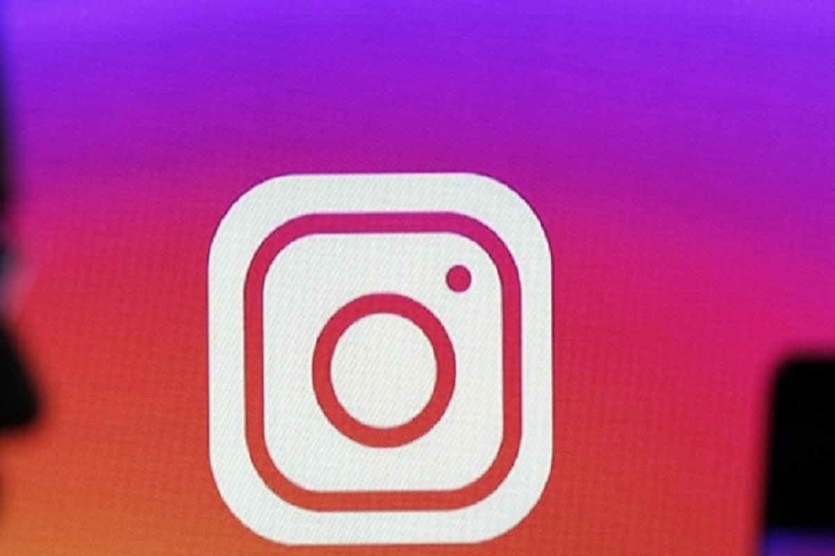 Instagram logo.