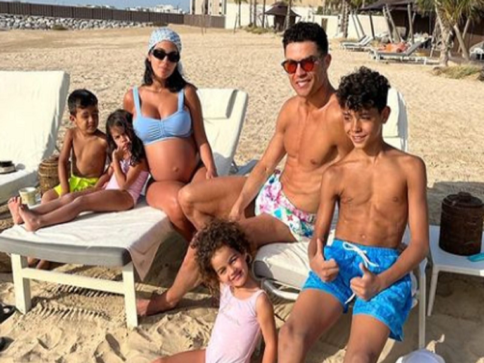 Broken mountain of sorrows on Ronaldo, newborn son dies, daughter safe Broken mountain of sorrows on Ronaldo, newborn son dies, daughter safe